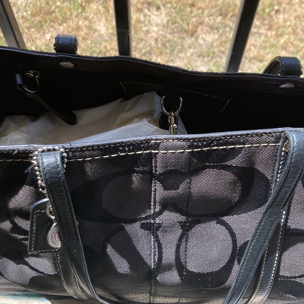 Authentic coach bag - Picture 4 of 14